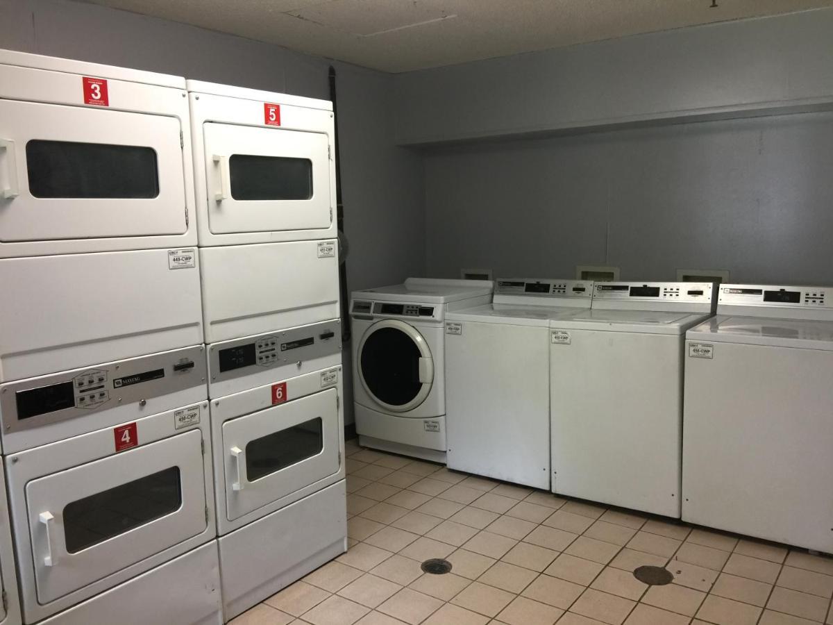 Intown Suites Extended Stay Memphis Tn - Ridgeway Road Екстериор снимка